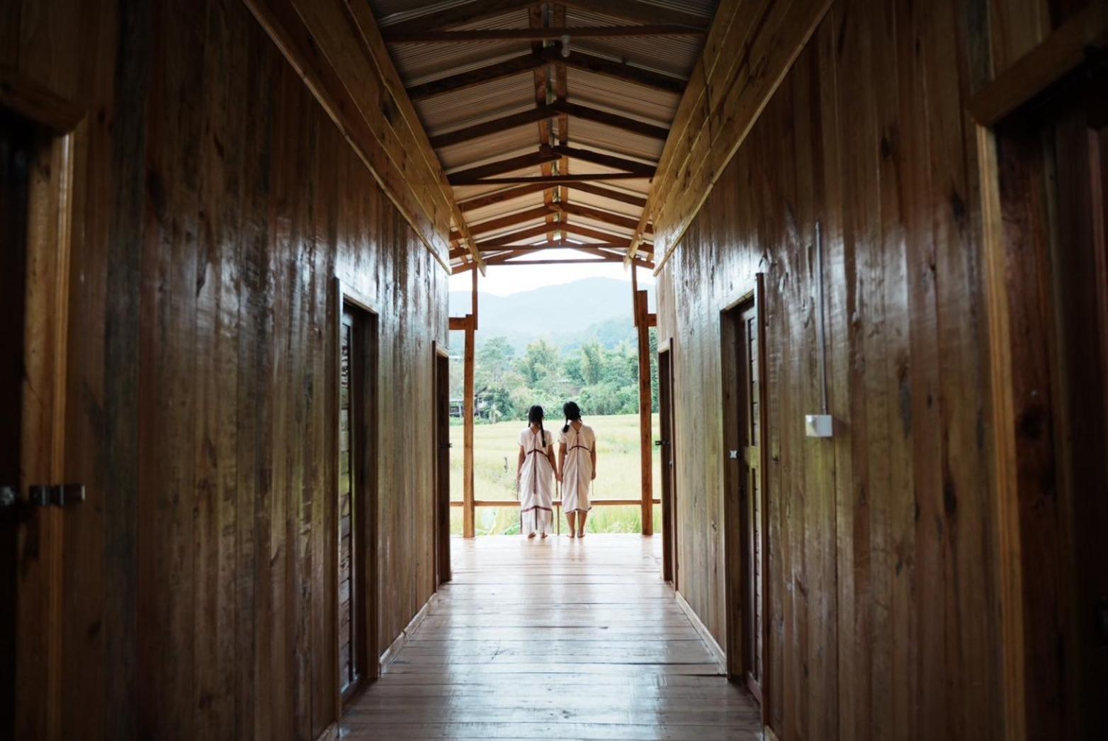 Por Joi ,por Dee House Auberge de jeunesse